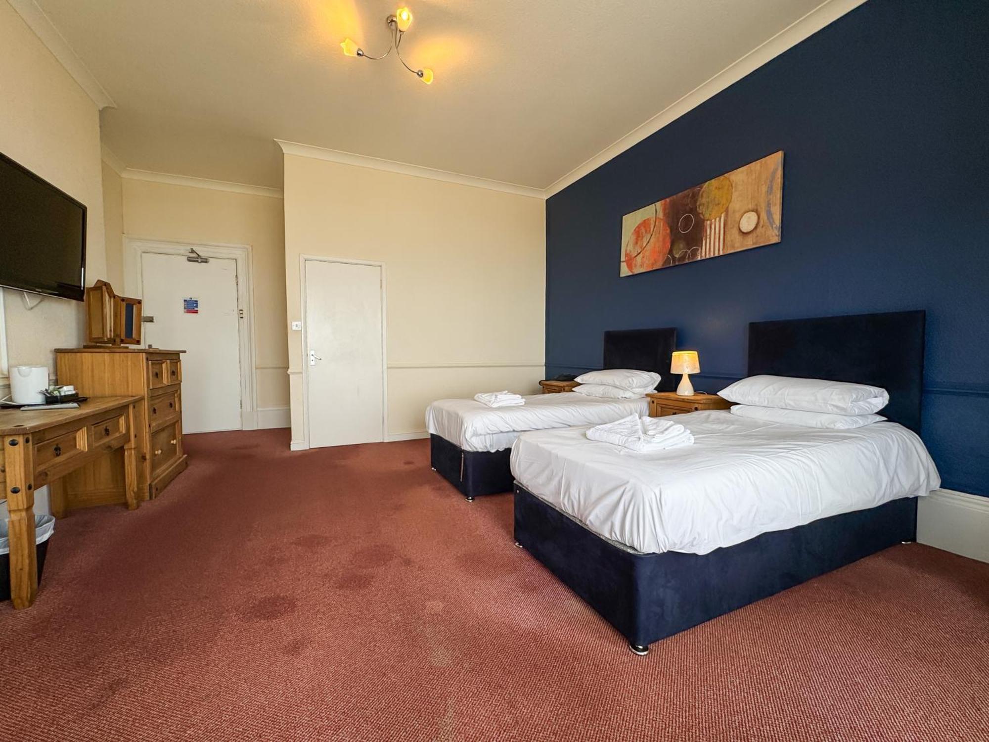 Delmont Hotel Scarborough Dış mekan fotoğraf