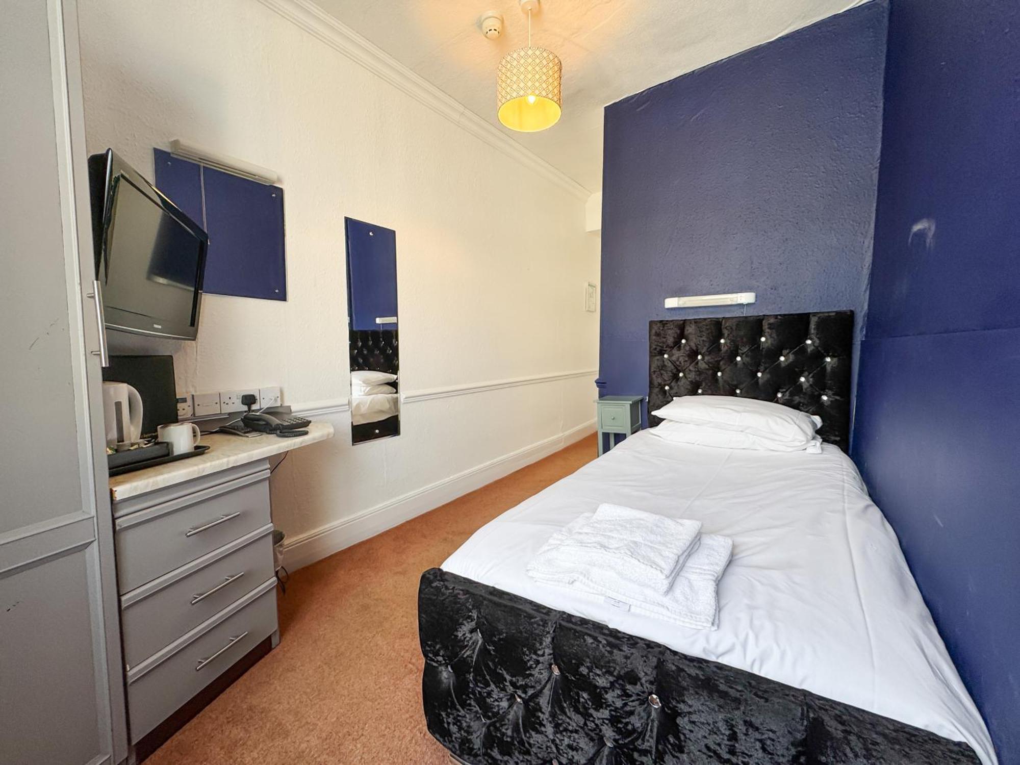 Delmont Hotel Scarborough Dış mekan fotoğraf